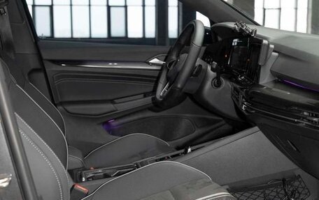 Volkswagen Golf VIII, 2023 год, 1 860 000 рублей, 12 фотография