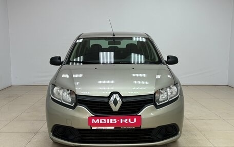 Renault Logan II, 2015 год, 530 000 рублей, 2 фотография