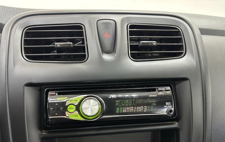 Renault Logan II, 2015 год, 530 000 рублей, 16 фотография