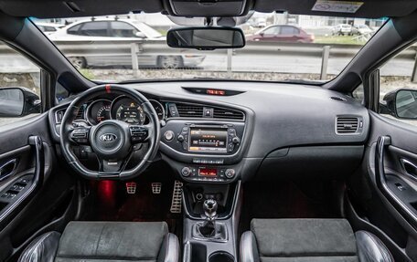 KIA cee'd GT II, 2015 год, 1 358 000 рублей, 13 фотография