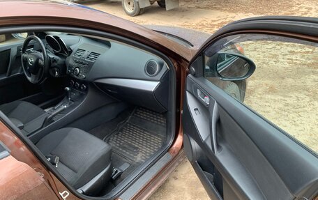 Mazda 3, 2011 год, 900 000 рублей, 10 фотография