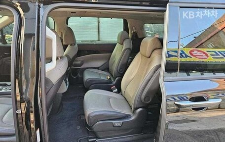 KIA Carnival, 2024 год, 8 фотография