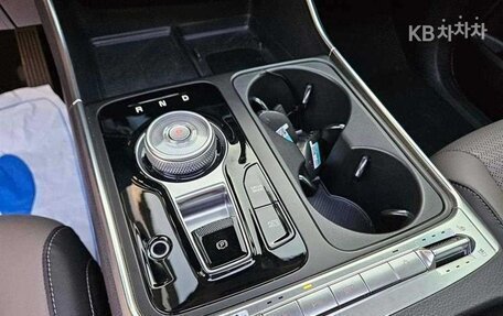 KIA Carnival, 2024 год, 11 фотография