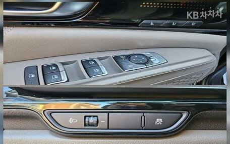 KIA Carnival, 2024 год, 13 фотография