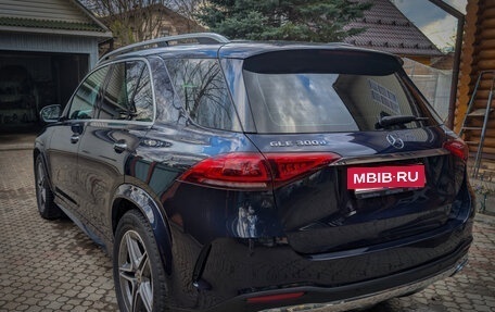 Mercedes-Benz GLE, 2021 год, 7 200 000 рублей, 3 фотография