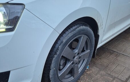 Skoda Rapid I, 2019 год, 1 300 000 рублей, 4 фотография