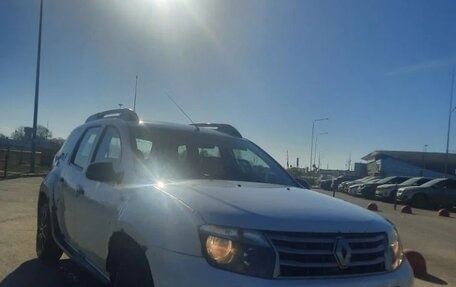 Renault Duster I рестайлинг, 2014 год, 420 000 рублей, 2 фотография