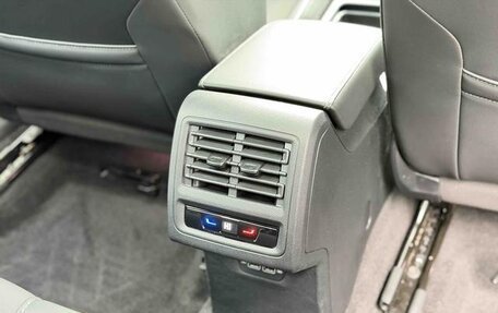 Volkswagen Golf VIII, 2021 год, 1 750 000 рублей, 14 фотография