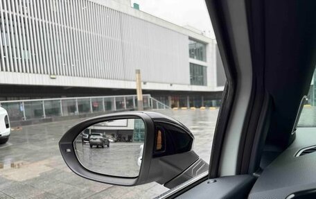 Volkswagen Golf VIII, 2021 год, 1 750 000 рублей, 13 фотография