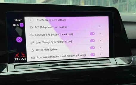 Volkswagen Golf VIII, 2021 год, 1 750 000 рублей, 12 фотография