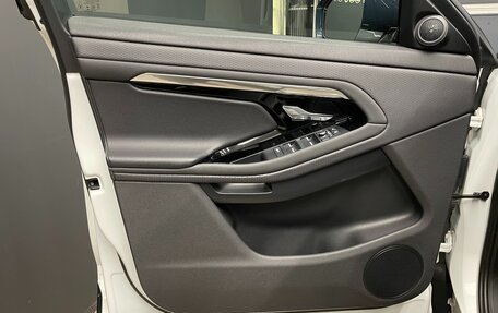 Land Rover Range Rover Evoque II, 2019 год, 3 300 000 рублей, 8 фотография