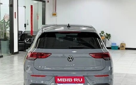 Volkswagen Golf VIII, 2022 год, 1 840 050 рублей, 5 фотография