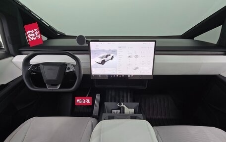 Tesla Cybertruck, 2024 год, 14 820 000 рублей, 8 фотография