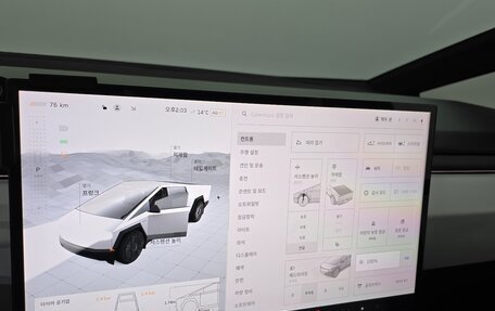 Tesla Cybertruck, 2024 год, 14 820 000 рублей, 15 фотография