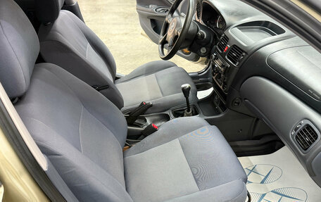 Nissan Almera, 2004 год, 270 000 рублей, 11 фотография