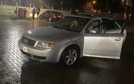 Audi A4, 2001 год, 450 000 рублей, 2 фотография