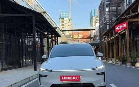 Tesla Model Y I, 2025 год, 5 085 000 рублей, 2 фотография