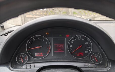 Audi A4, 2003 год, 450 000 рублей, 11 фотография