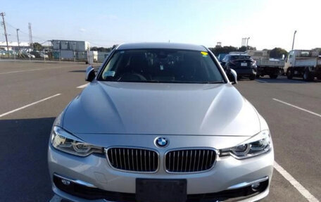 BMW 3 серия, 2017 год, 1 700 000 рублей, 2 фотография