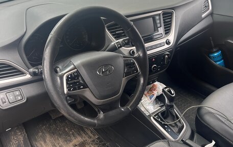 Hyundai Solaris II рестайлинг, 2018 год, 765 000 рублей, 6 фотография