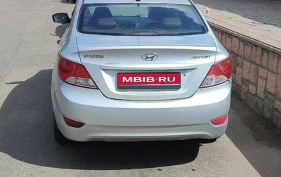 Hyundai Solaris II рестайлинг, 2013 год, 600 000 рублей, 1 фотография