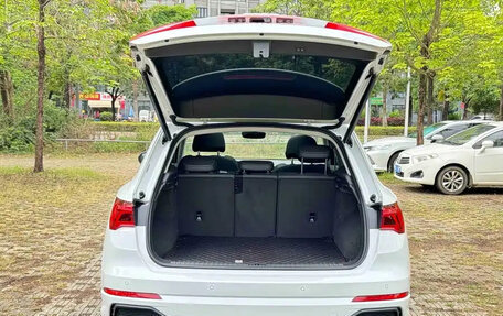 Audi Q3, 2022 год, 2 390 000 рублей, 8 фотография