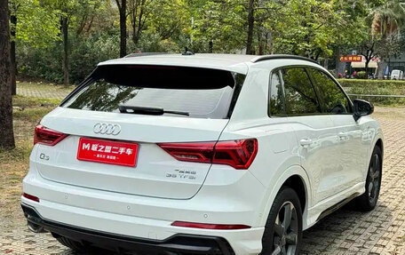 Audi Q3, 2022 год, 2 390 000 рублей, 7 фотография