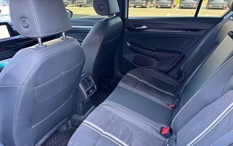 Volkswagen Golf VIII, 2023 год, 2 100 888 рублей, 11 фотография