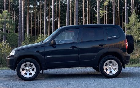 Chevrolet Niva I рестайлинг, 2012 год, 680 000 рублей, 2 фотография