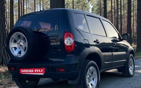 Chevrolet Niva I рестайлинг, 2012 год, 680 000 рублей, 5 фотография