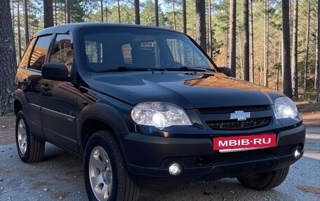 Chevrolet Niva I рестайлинг, 2012 год, 680 000 рублей, 6 фотография