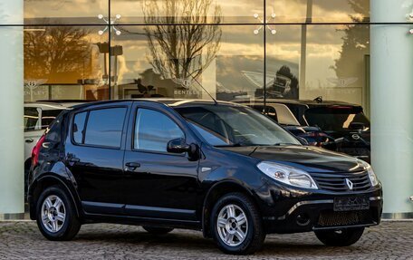 Renault Sandero I, 2013 год, 595 000 рублей, 3 фотография