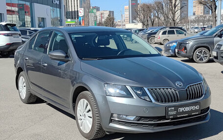 Skoda Octavia, 2019 год, 1 895 000 рублей, 3 фотография