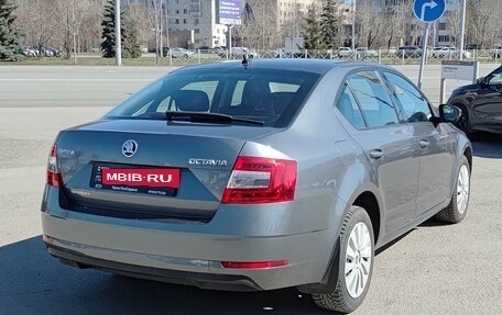 Skoda Octavia, 2019 год, 1 895 000 рублей, 5 фотография
