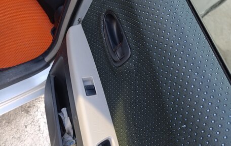 Toyota Vitz, 2005 год, 405 000 рублей, 12 фотография