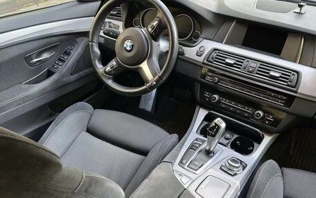 BMW 5 серия, 2016 год, 2 399 000 рублей, 6 фотография