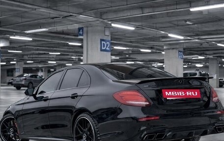 Mercedes-Benz E-Класс, 2019 год, 3 700 000 рублей, 2 фотография