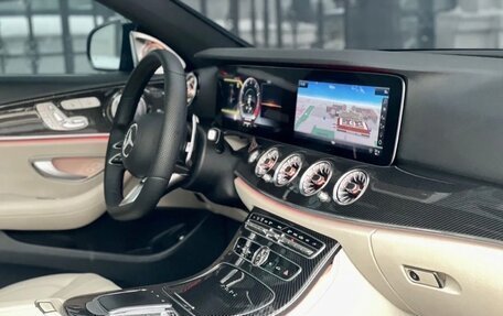 Mercedes-Benz E-Класс, 2019 год, 3 700 000 рублей, 8 фотография