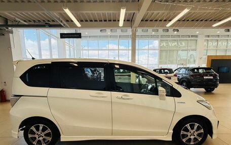 Honda Freed I, 2012 год, 1 149 999 рублей, 7 фотография