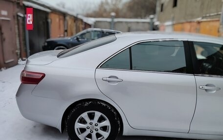 Toyota Camry, 2010 год, 1 550 000 рублей, 4 фотография