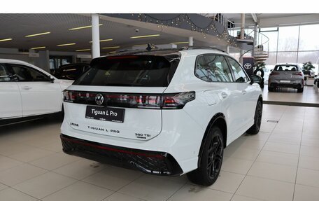 Volkswagen Tiguan, 2025 год, 5 240 000 рублей, 5 фотография