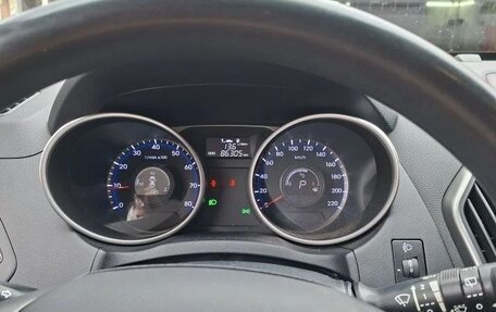 Hyundai ix35 I рестайлинг, 2013 год, 1 300 000 рублей, 10 фотография