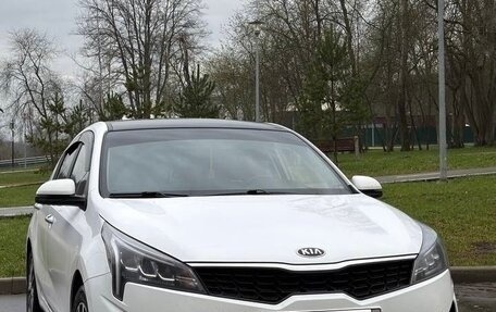 KIA Rio IV, 2021 год, 1 900 000 рублей, 3 фотография