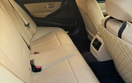 BMW 3 серия, 2017 год, 1 450 000 рублей, 12 фотография