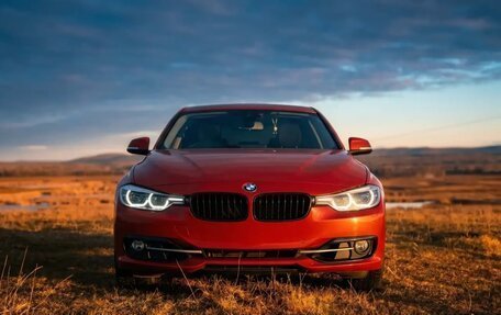 BMW 3 серия, 2018 год, 1 550 000 рублей, 14 фотография