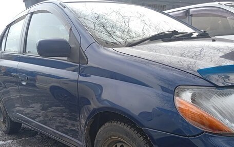 Toyota Platz, 2001 год, 270 000 рублей, 2 фотография