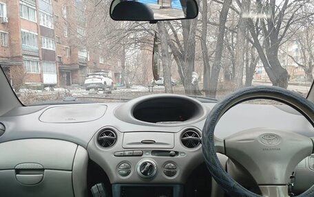 Toyota Platz, 2001 год, 270 000 рублей, 8 фотография