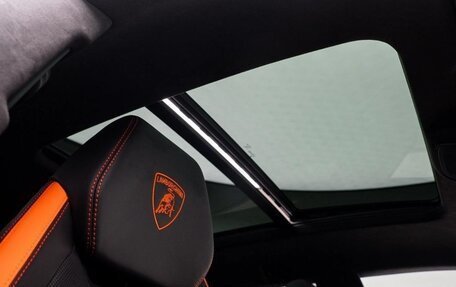 Lamborghini Urus I, 2025 год, 45 700 000 рублей, 18 фотография