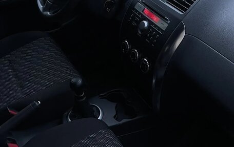 Suzuki SX4 II рестайлинг, 2007 год, 550 000 рублей, 15 фотография