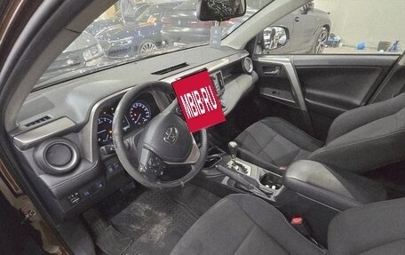 Toyota RAV4, 2017 год, 2 200 000 рублей, 9 фотография